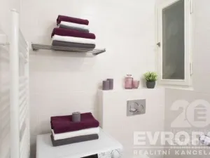 Pronájem bytu 2+kk, Praha - Smíchov, U Nikolajky, 74 m2