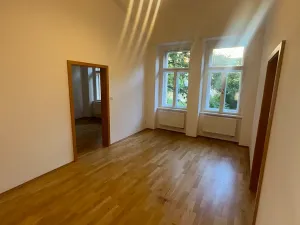 Pronájem bytu 3+1, Praha - Nové Město, Na Moráni, 70 m2