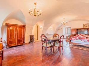 Prodej ubytování, Moravská Třebová, 400 m2