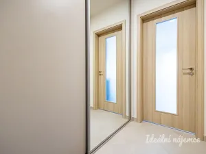 Pronájem bytu 1+kk, Praha - Háje, Výstavní, 34 m2