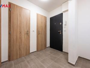 Pronájem bytu 2+kk, Brno - Bohunice, Okrouhlá, 46 m2