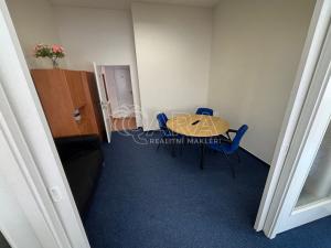Pronájem kanceláře, Beroun - Beroun-Město, Nám. M.Poštové, 39 m2