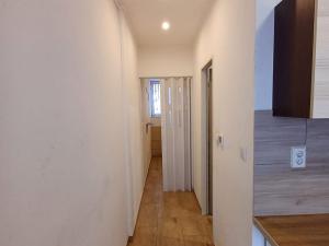 Pronájem bytu 1+1, Čelákovice, Vořechovka, 35 m2
