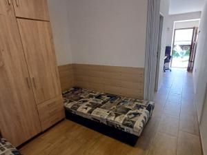 Pronájem bytu 1+1, Čelákovice, Vořechovka, 35 m2
