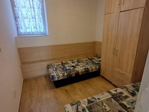 Pronájem bytu 1+1, Čelákovice, Vořechovka, 35 m2