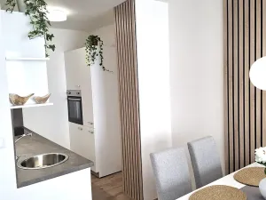 Prodej bytu 2+kk, Praha - Chodov, Hněvkovského, 42 m2