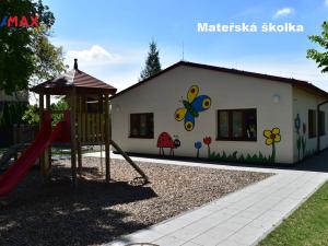 Prodej rodinného domu, Dolany, 242 m2