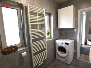 Prodej rodinného domu, Dolany, 242 m2