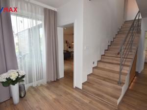 Prodej rodinného domu, Dolany, 242 m2