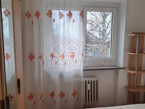 Pronájem bytu 2+kk, Pardubice - Ohrazenice, Školská, 33 m2