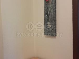 Pronájem bytu 2+kk, Pardubice - Ohrazenice, Školská, 33 m2