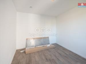 Pronájem bytu 3+kk, Hradec Králové - Kukleny, Pražská třída, 66 m2