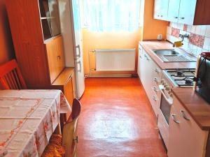 Prodej bytu 2+1, Lomnice nad Popelkou, Kavánova, 54 m2