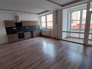 Pronájem bytu 5+kk, Cheb, Komenského, 127 m2