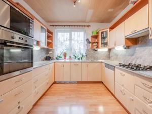 Prodej vícegeneračního domu, Praha - Zbraslav, Studniční, 242 m2