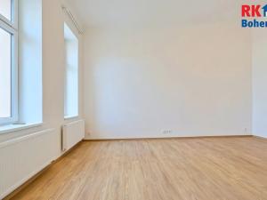 Pronájem bytu 2+kk, Český Brod, nám. Arnošta z Pardubic, 61 m2