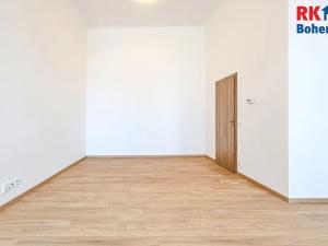 Pronájem bytu 2+kk, Český Brod, nám. Arnošta z Pardubic, 61 m2