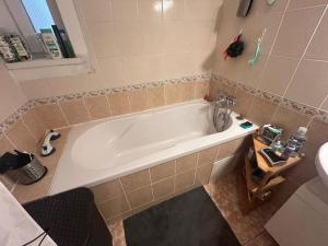Pronájem bytu 2+kk, Praha - Libeň, Ocelářská, 73 m2