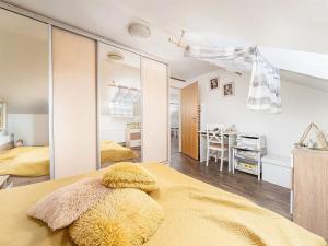 Prodej bytu 4+kk, Benešov, Ladova, 102 m2
