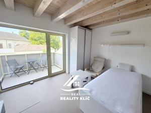 Pronájem bytu 1+kk, Hlučín, Opavská, 20 m2