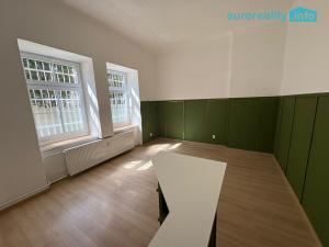 Pronájem kanceláře, Mariánské Lázně, Hlavní třída, 45 m2