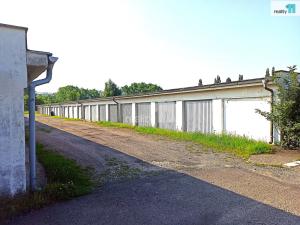 Prodej garáže, Hradec Králové - Pouchov, U Mostku, 18 m2