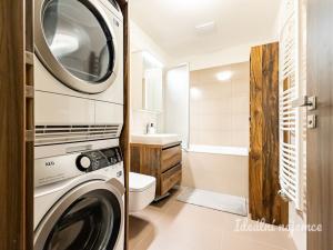 Pronájem bytu 2+kk, Praha - Hloubětín, Lehovecká, 50 m2