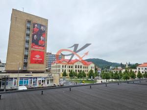 Prodej bytu 3+1, Vsetín, nám. Svobody, 72 m2