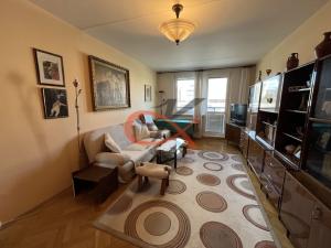 Prodej bytu 3+1, Vsetín, nám. Svobody, 72 m2