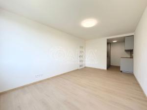 Pronájem bytu 2+kk, Praha - Horní Měcholupy, Boloňská, 43 m2