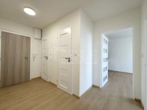 Pronájem bytu 2+kk, Praha - Horní Měcholupy, Boloňská, 43 m2