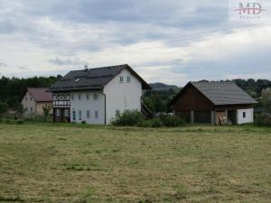 Prodej vícegeneračního domu, Brniště - Hlemýždí, 248 m2