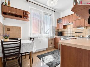 Prodej bytu 2+1, Ostrov, Masarykova, 60 m2