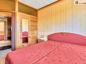 Prodej bytu 2+1, Ostrov, Masarykova, 60 m2