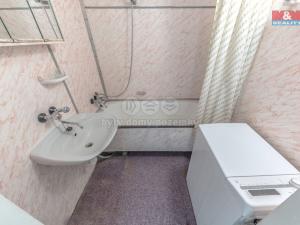 Prodej bytu 3+1, Praha - Troja, Lešenská, 67 m2