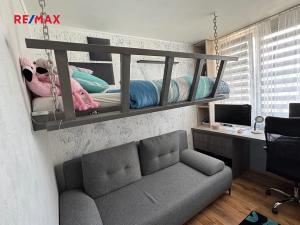 Prodej bytu 3+1, Kladno, Americká, 59 m2