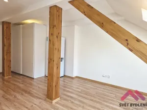 Pronájem bytu 2+kk, Slaný, Ouvalova, 73 m2