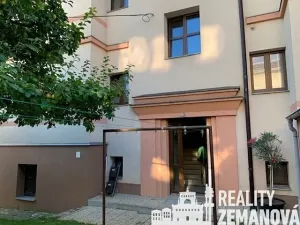 Pronájem kanceláře, Praha - Strašnice, K Červenému dvoru, 73 m2