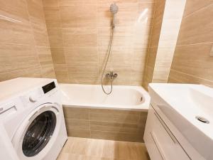 Pronájem bytu 2+kk, Praha - Strašnice, Na Třebešíně, 50 m2