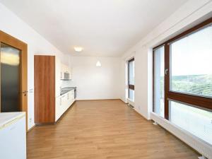 Pronájem kanceláře, Praha - Liboc, Evropská, 33 m2