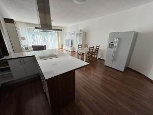 Pronájem bytu 2+kk, Ostrava, Sadová, 84 m2