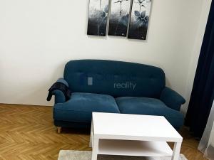 Pronájem bytu 2+kk, Praha, Muchova, 50 m2
