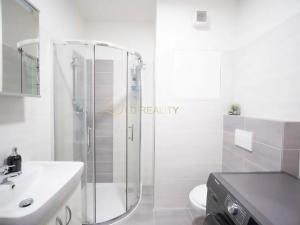 Pronájem bytu 1+kk, Olomouc, Topolová, 30 m2