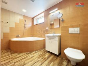 Prodej rodinného domu, Karlovy Vary - Stará Role, Horní, 120 m2