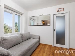 Pronájem bytu 1+1, Praha - Radotín, Na Viničkách, 41 m2