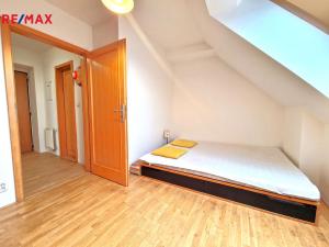 Pronájem bytu 2+kk, Praha, Domažlická, 62 m2