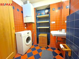 Pronájem bytu 2+kk, Praha, Domažlická, 62 m2