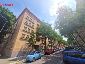 Pronájem bytu 2+kk, Praha, Domažlická, 62 m2