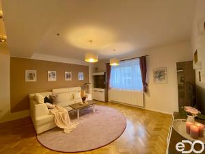 Pronájem bytu 3+kk, Mladá Boleslav, S. K. Neumanna, 94 m2