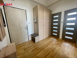 Pronájem bytu 2+kk, Praha - Nusle, Na Veselí, 51 m2